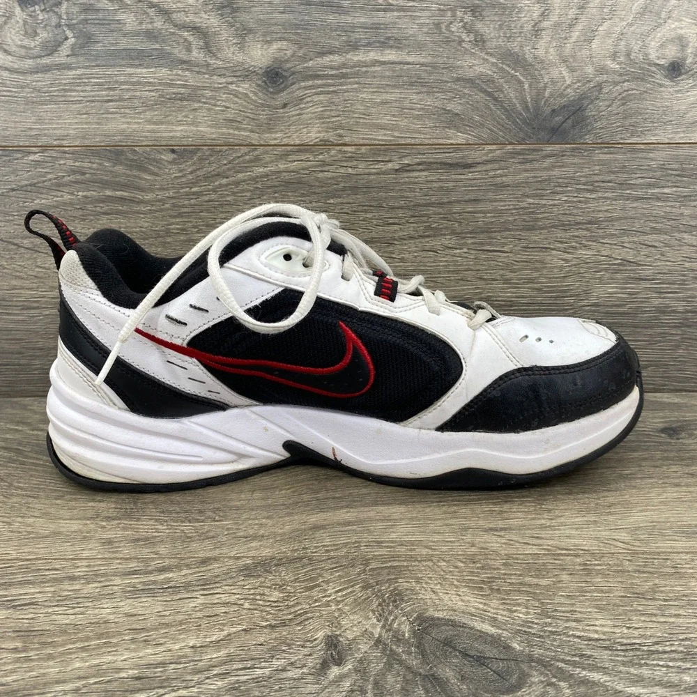 Nike Air Monarch IV Training Shoes Mens 9 White Black Red Chunky 416355-101